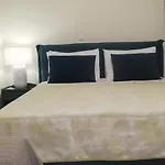 フォティノス ハウス アパート *
