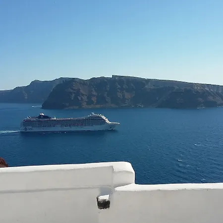 Fotinos * Oia