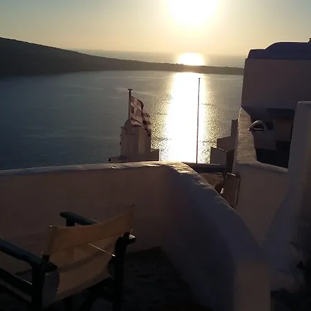 Fotinos Oia (Santorini)