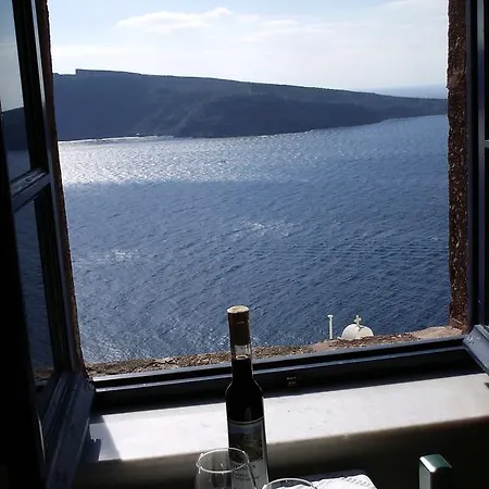 Fotinos Oia (Santorini)