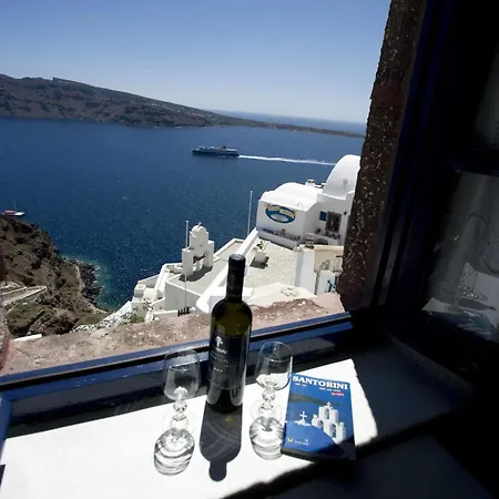 Fotinos * Oia (Santorini)