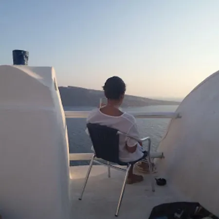 Fotinos Oia (Santorini)